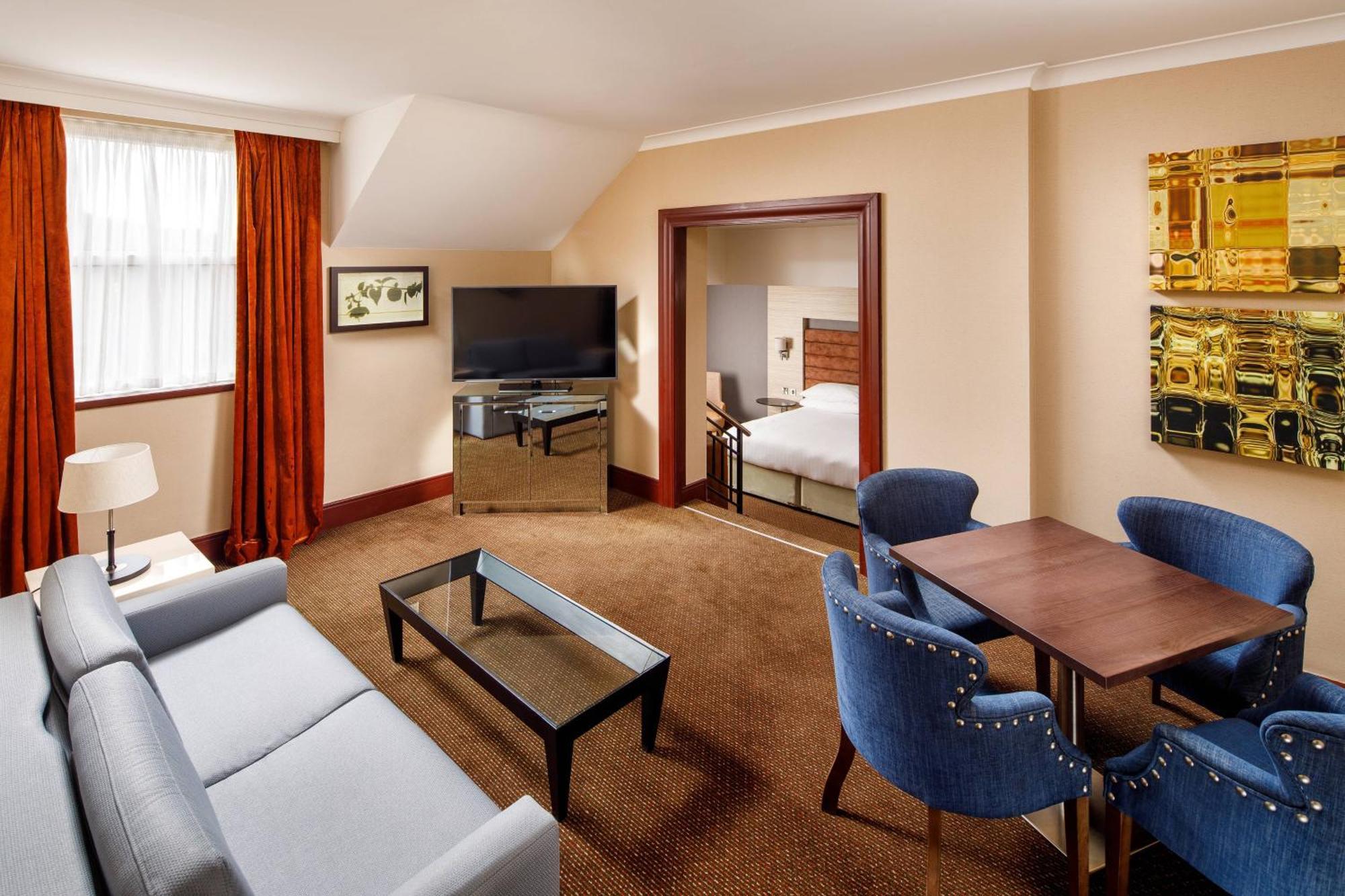 Delta By Marriott Chase Отель 4*